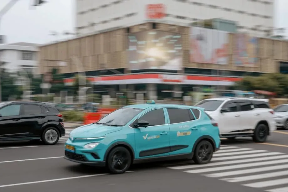 Vietnam's GSM Expands Electric Taxi Fleet Across Southeast Asia to Challenge Grab and Gojek