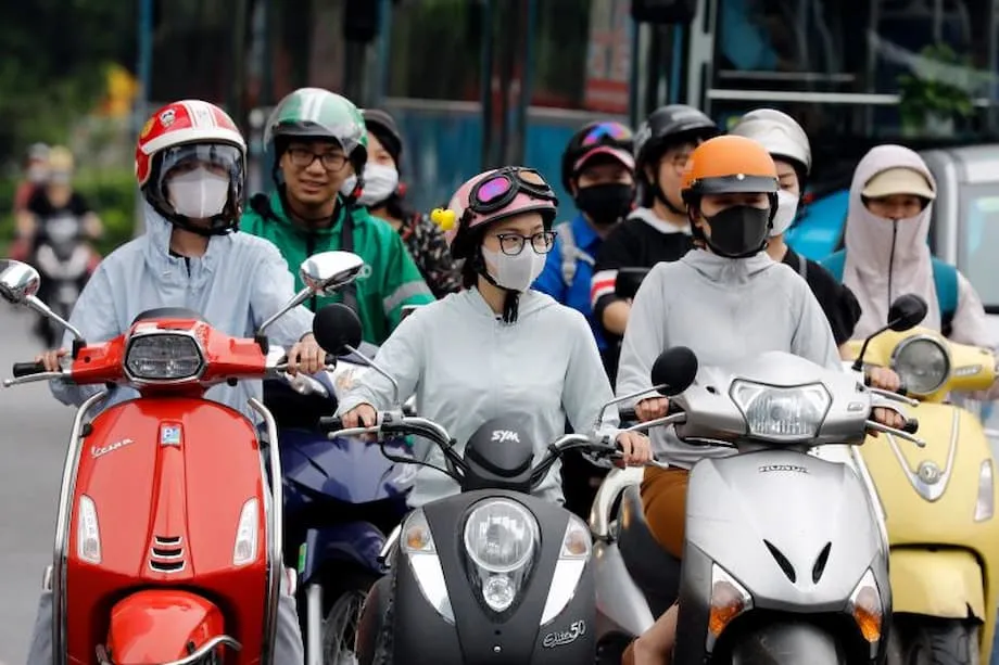 Hanoi's Petrol Scooter Ban Puts Cleaner Air and Livelihoods on a Tight Deadline