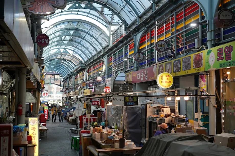 Inside Jongno Sinjin Market, Seoul's 1952 Trading Hub of Tailors and Traditional Food