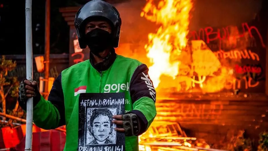 Indonesia Protests Test Prabowo After Delivery Driver's Death and Anger Over Lawmaker Perks