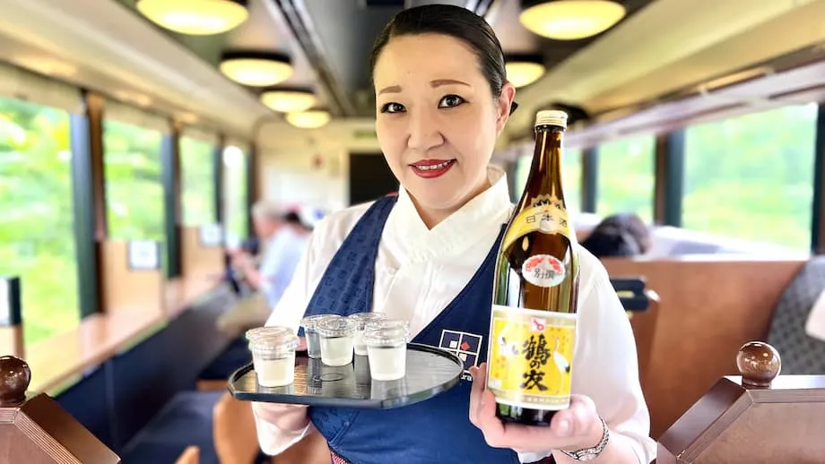 Niigata's Sake Train Connects Snow Country, Local Breweries and Coastal Views