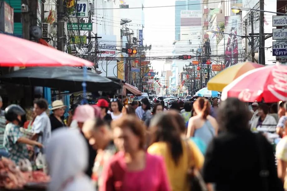 Chinese Tourists Turn to Vietnam as Safety Fears and Rising Costs Weigh on Thailand