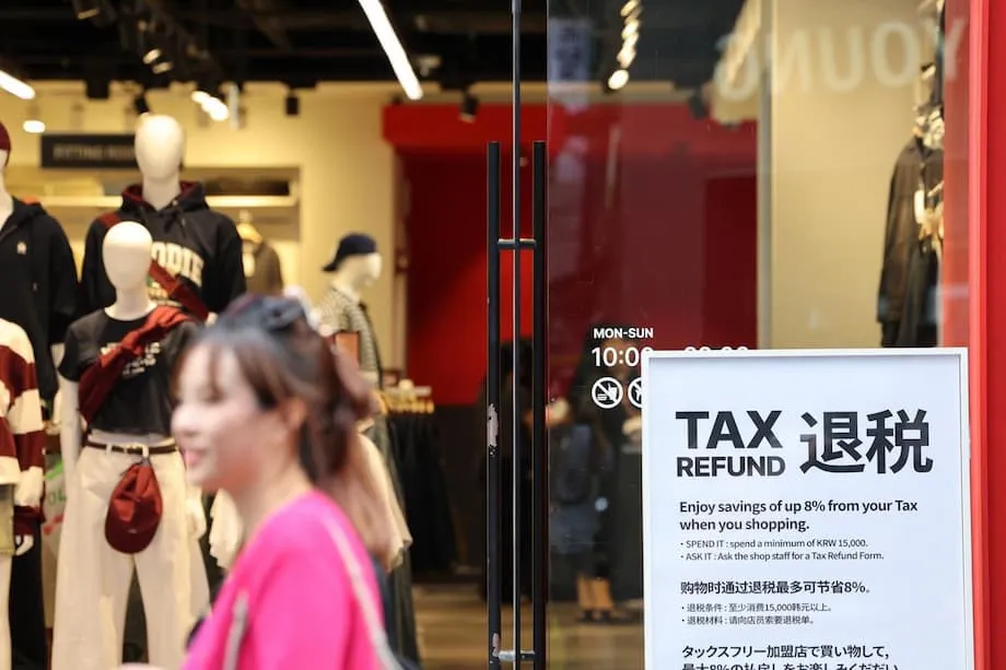 South Korea Opens Visa Waiver for Chinese Tour Groups as Shops and Hotels Prepare for a Rebound