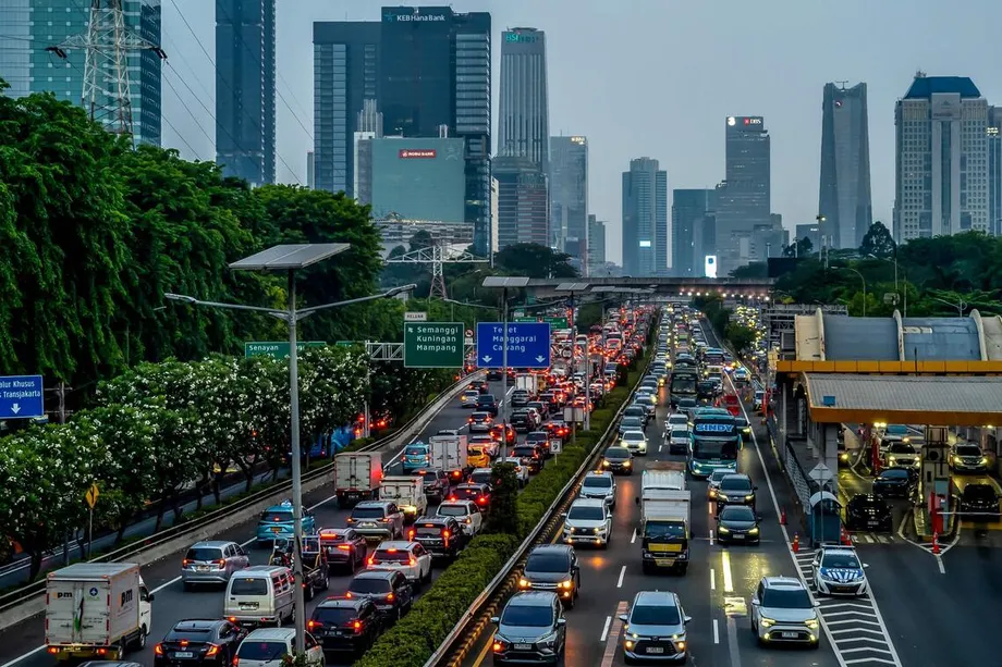 Jakarta Pushes Back Against VIP Sirens as Anger Over Political Privileges Grows