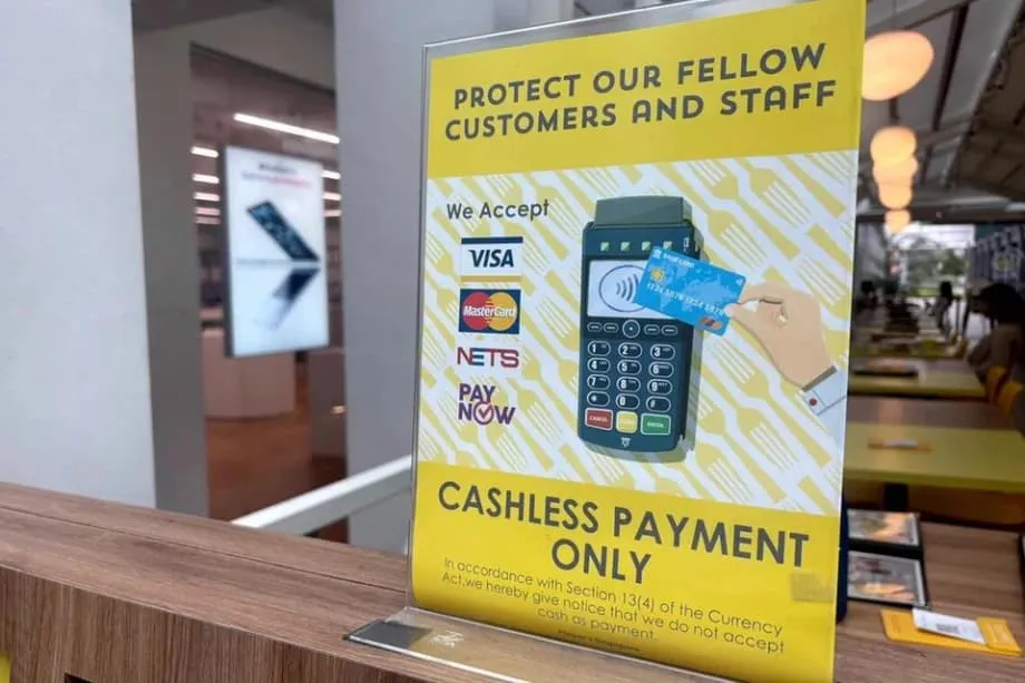 Singapore's Cashless Only Stores Leave Some Teens, Seniors and Workers Behind