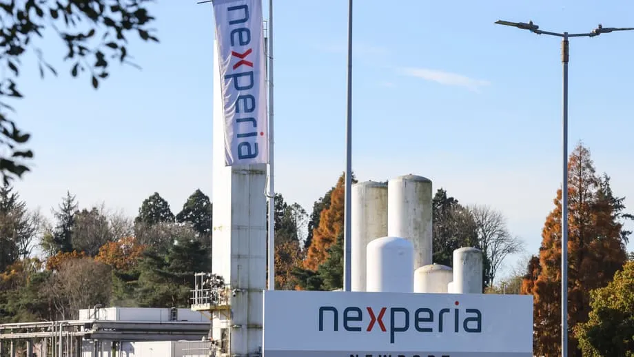 China Blocks Nexperia Exports as Dutch Intervention Deepens Chip Dispute