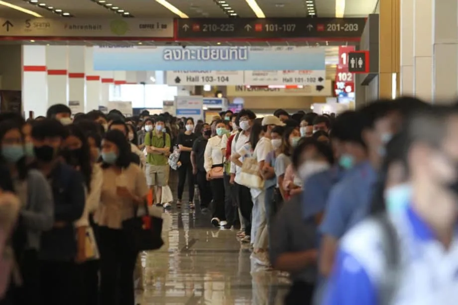 Thai Graduates Turn to Flexible Work as Hiring Slows and AI Reshapes Jobs