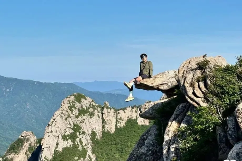 Seoraksan Urges Removal of Posts Promoting Banned 1,275 Meter Cliff After Fatal Fall
