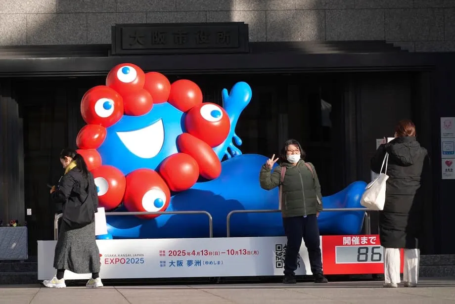 How Osaka Expo's Myakumyaku Turned Early Alarm Into Lasting Affection