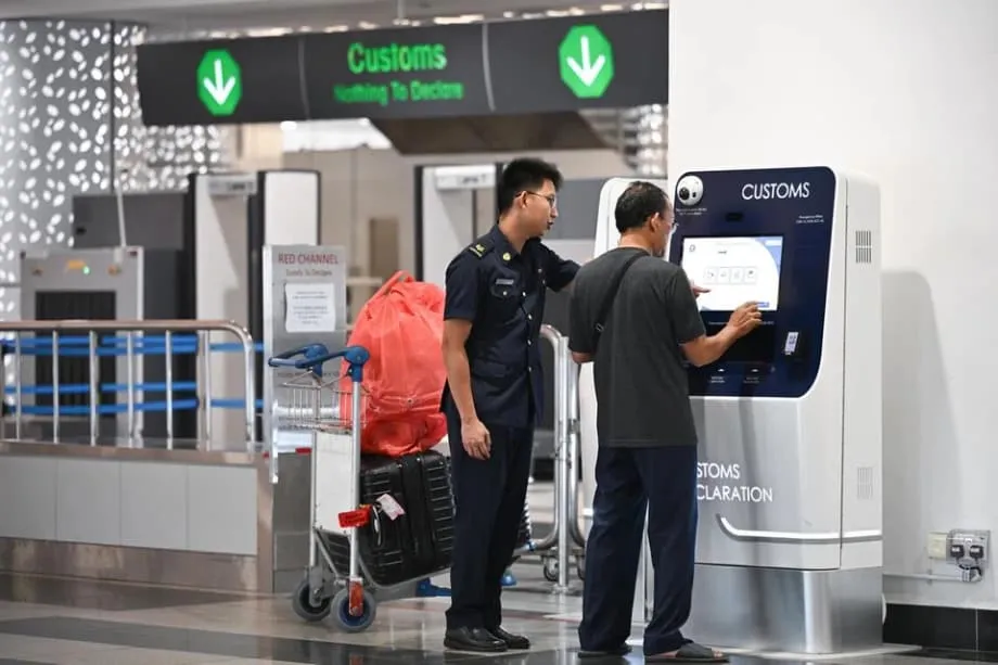 Singapore GST on Overseas Shopping: What Travellers Must Declare in 2025