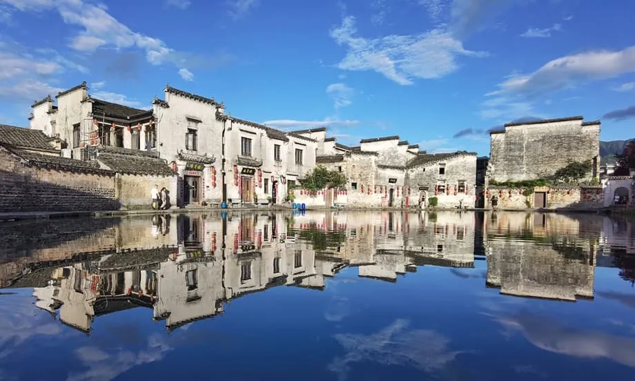 Hongcun Keeps Its Heritage Alive Through Ancient Waterworks and New Livelihoods