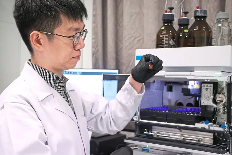 Prof Ong Wee Jun Leads Malaysia's Push to Turn Sunlight Into Clean Fuels