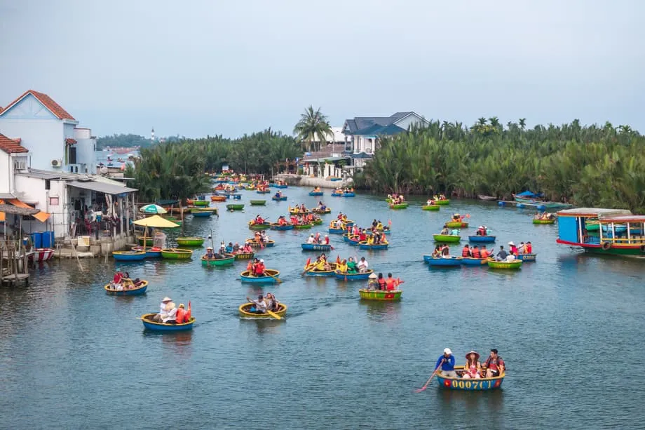 Asia's Tourist Hotspots Turn to Fees, Caps and Closures as Crowds Strain Local Life