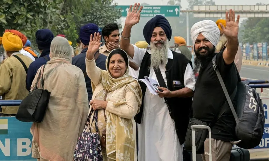 Indian Sikh Pilgrims Cross Into Pakistan for Guru Nanak Anniversary as Border Opens for Limited Travel