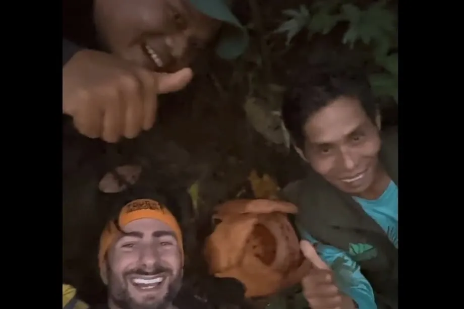 Rare Rafflesia Bloom in Sumatra Sparks Dispute Over Credit for Indonesian Scientists