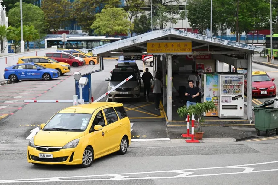 Singapore and Malaysia to allow taxi drop offs anywhere and expand licensed fleets