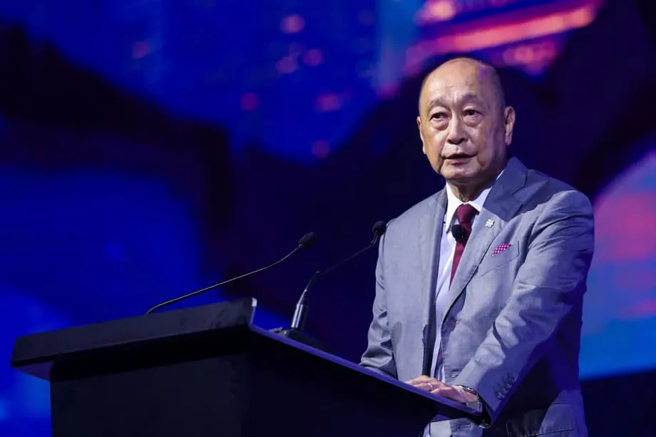 UOB CEO Wee Ee Cheong says AI should augment people, not replace them
