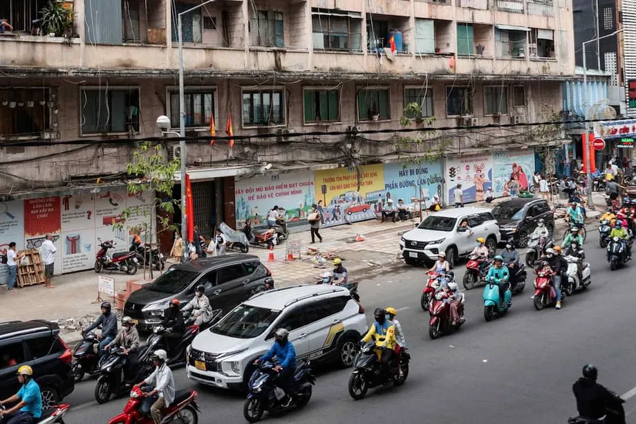 Ho Chi Minh City to Ban Gas Vehicles Downtown in Electric Drive