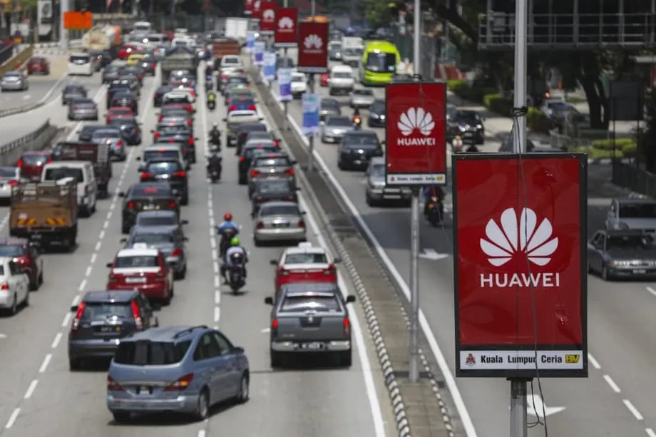 China Sends More Capital Abroad as the Yuan Seeks a Bigger Global Role