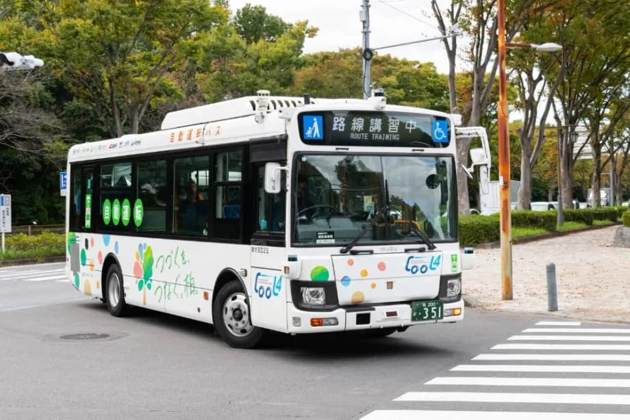 University of Tokyo Begins Level 4 Autonomous Bus Trial on Kashiwa Public Roads
