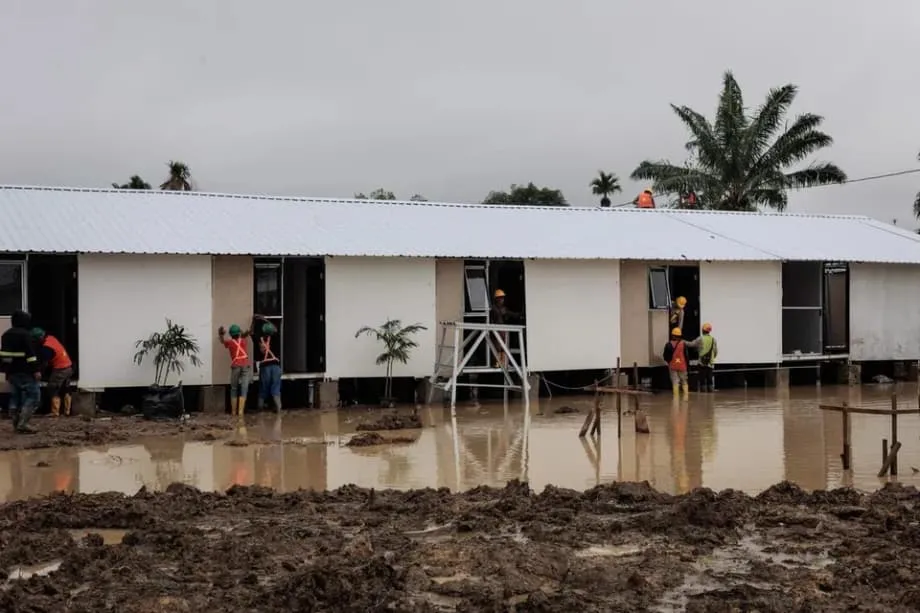 Indonesia Seeks 4.8 Trillion Rupiah From Six Firms After Deadly Sumatra Floods