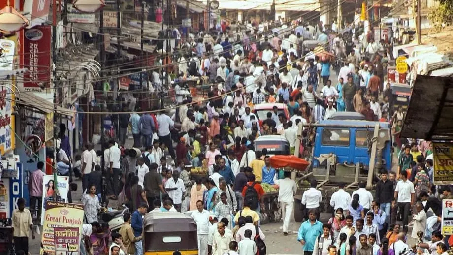 India's Population Divide Puts Jobs, Ageing and Parliamentary Seats on Different Paths