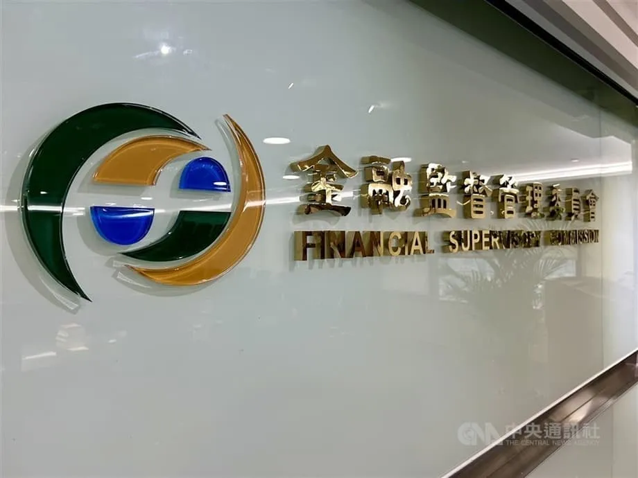 Taiwan Orders Banks to Freeze High Risk Accounts of Departing Foreign Workers