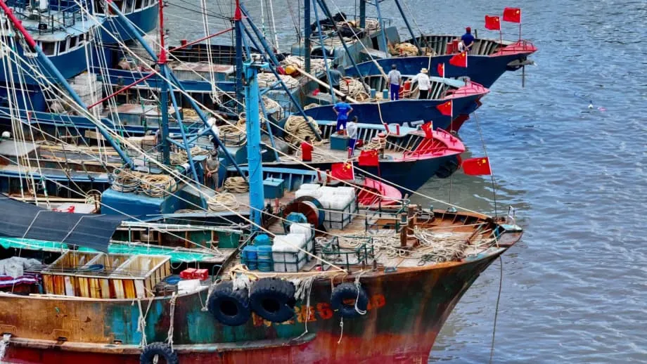 Japan Seizes Chinese Fishing Boat off Nagasaki as Taiwan Dispute Strains Ties