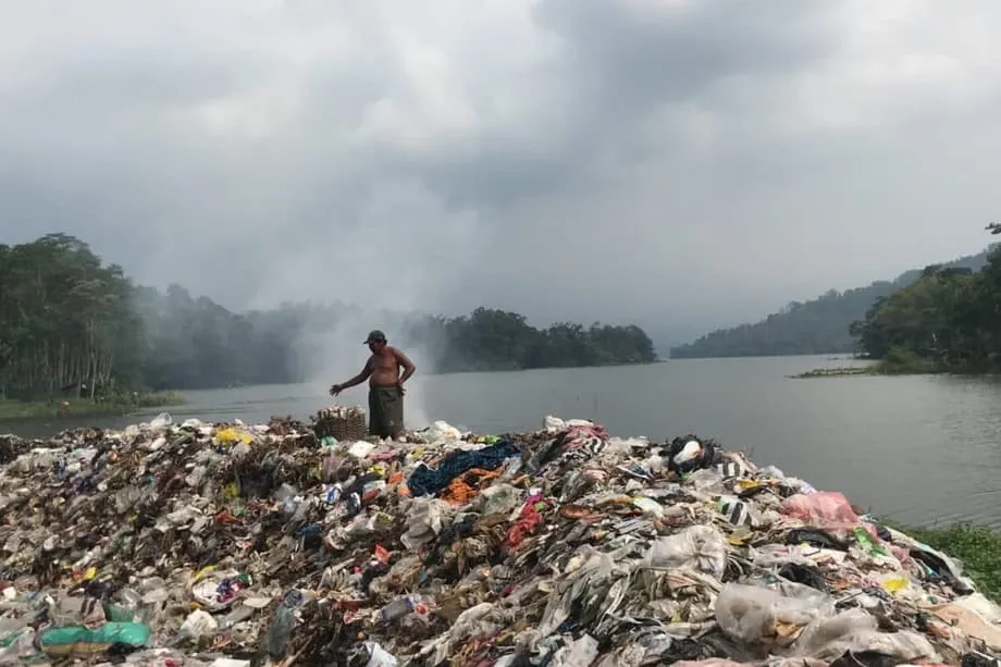 Pilot Projects Target Indonesia's Household Waste Burning Crisis as National Debate Over Solutions Intensifies