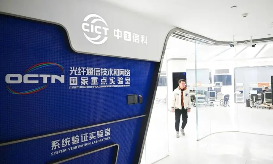 China Reaches 2.5 Petabits per Second With 24-Core Optical Fiber System