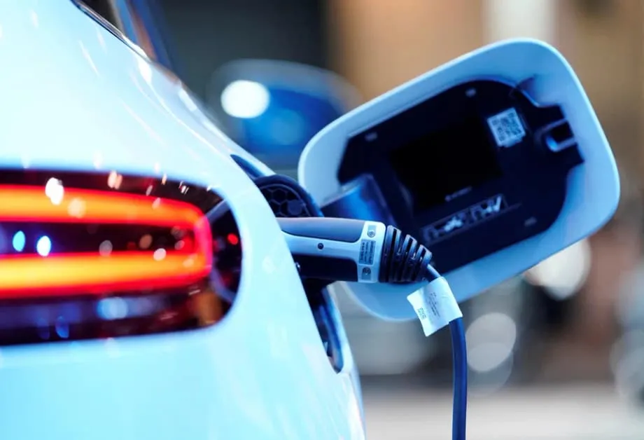 Malaysia Enacts Strict EV Import Rules to Counter Chinese Market Dominance