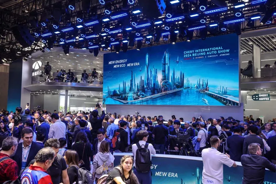 Alibaba Expands Qwen AI Across Nine Automakers as China's Cars Become Voice Controlled Service Hubs