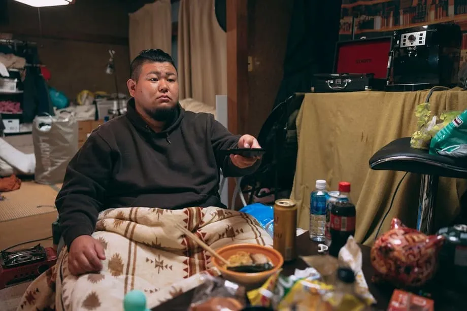 Japan's Aging Hikikomori Crisis Leaves Parents in Their 90s Supporting Children in Their 60s
