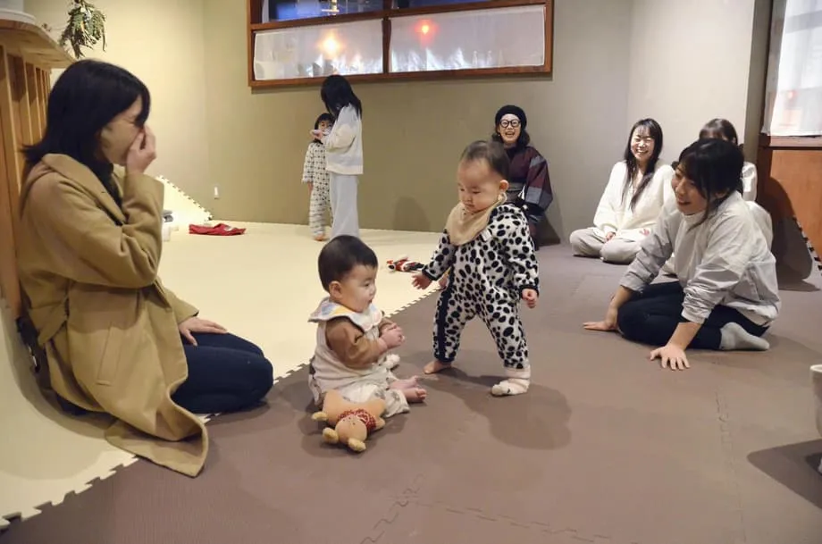 Japan's Nighttime Crying Cafes Give Exhausted Mothers Refuge as Births Hit a Record Low