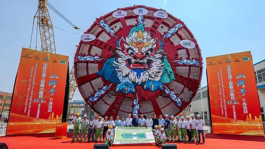 Hong Kong's Record Tunnel Borer Built an Underwater Highway, Then Changed Size Below the Seabed