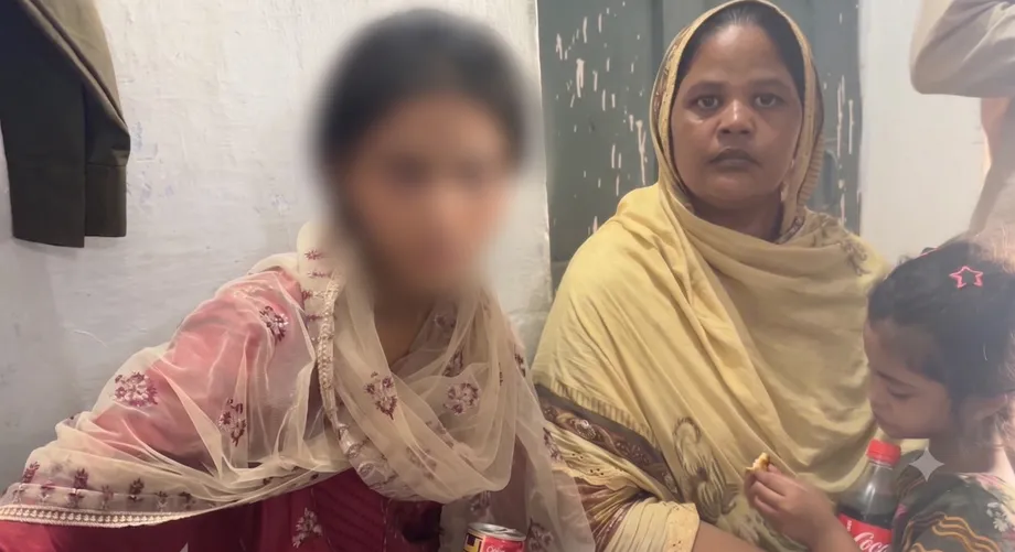 Pakistan Court Returns Girl Described as 13 to Alleged Abductor, Drawing Rights Outcry