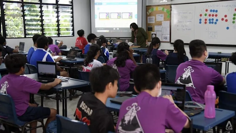 Singapore Secondary Schools Set for Full Day Phone Restrictions in January 2026