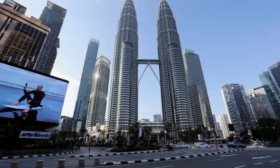 Malaysia Tightens Littering Penalties as It Aims to Be Cleaner Than Singapore
