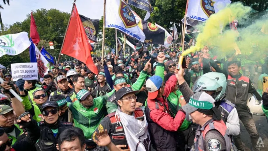 Indonesia Weighs 10% Ride-Hailing Commission Cap and Insurance Benefits for Millions of Drivers