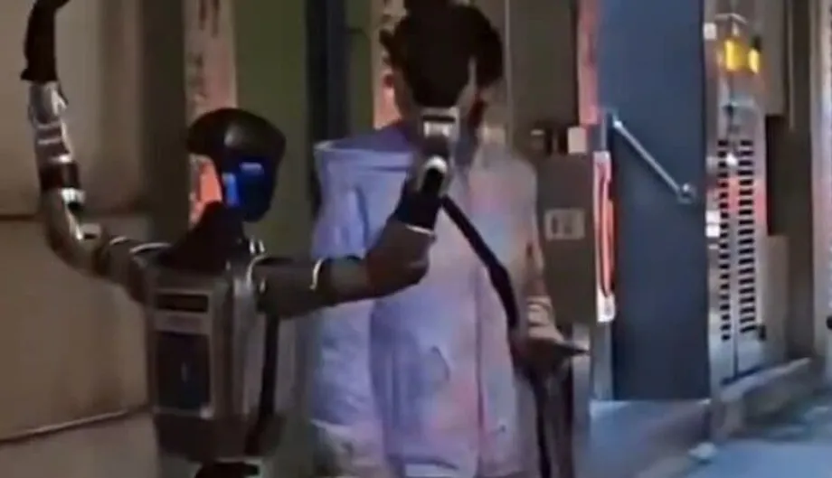 Macau Woman Taken to Hospital After Humanoid Robot Encounter Prompts Police Action