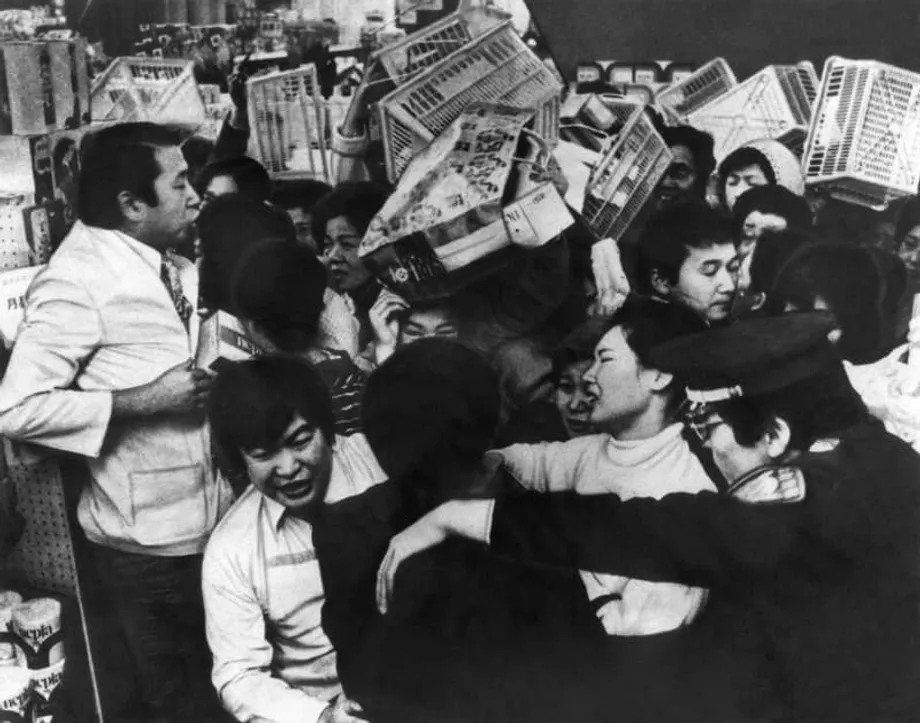 Japan Urges Calm Over Toilet Paper as Hormuz Oil Crisis Revives Memories of 1973