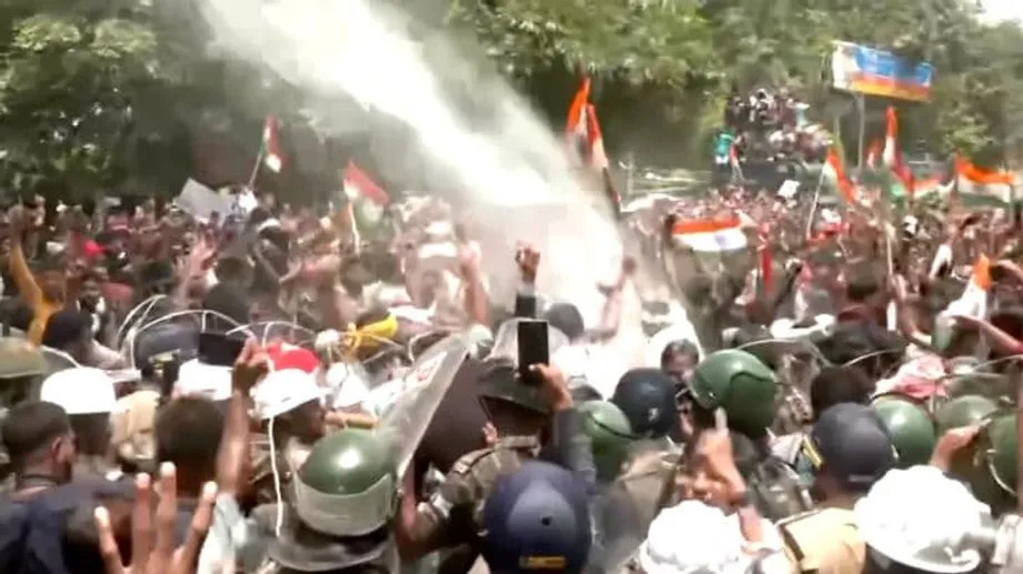 Jharkhand Exam Protests Escalate as Police Use Tear Gas and Batons in Ranchi