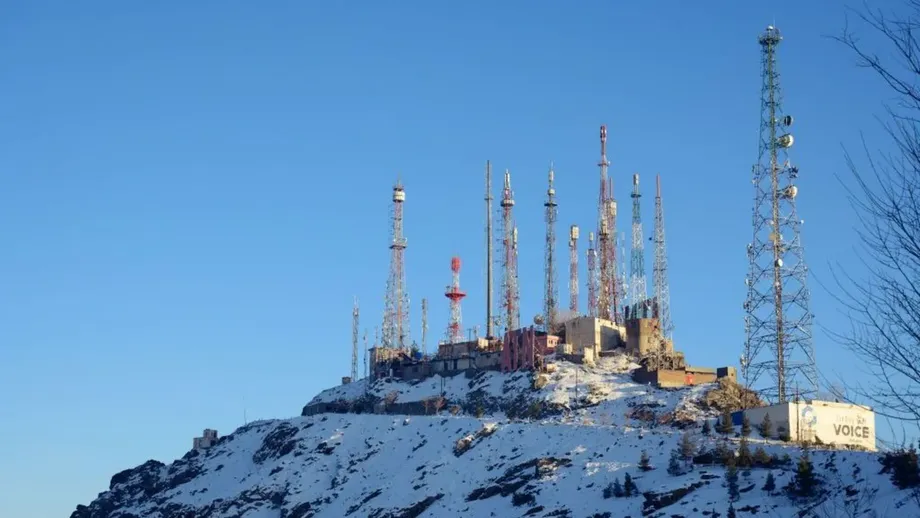 Taliban Suspends BBC FM Broadcasts Across Afghanistan, Cutting Access for Millions