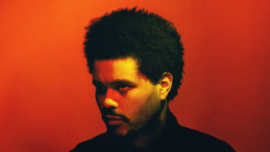 The Weeknd Opens Three Bangkok Stadium Shows With Creepy Nuts and a Giant Golden Robot