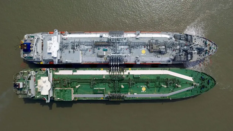 Excelerate Extends Bangladesh LNG Suspension Until November as Supply Costs Climb