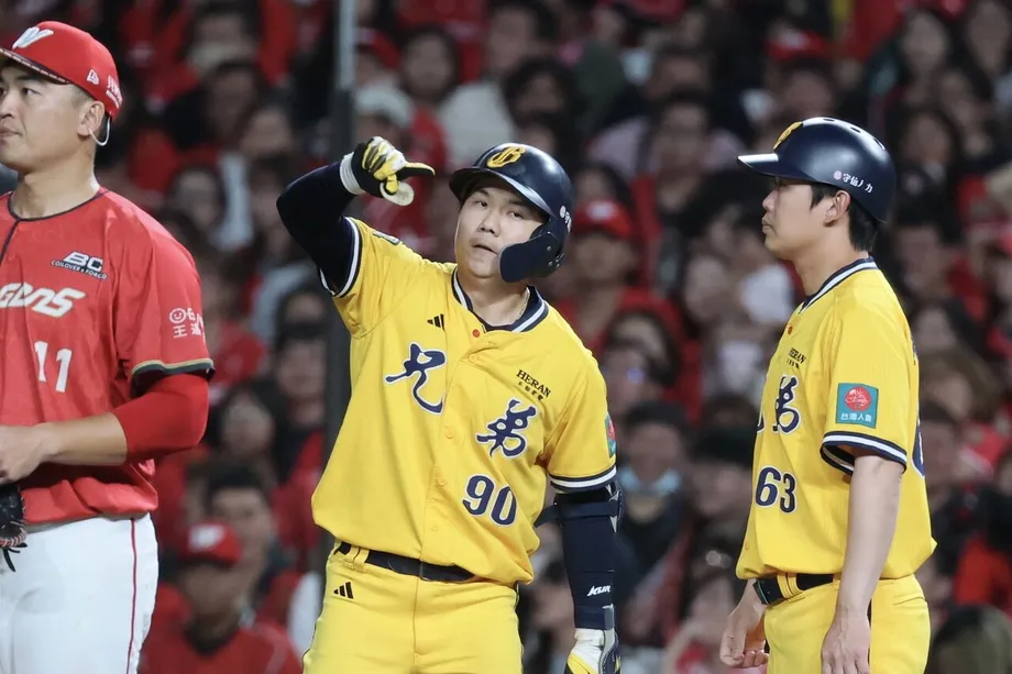 Brothers Beat Dragons 4-3 to Force Historic Game 6 in Taiwan Series