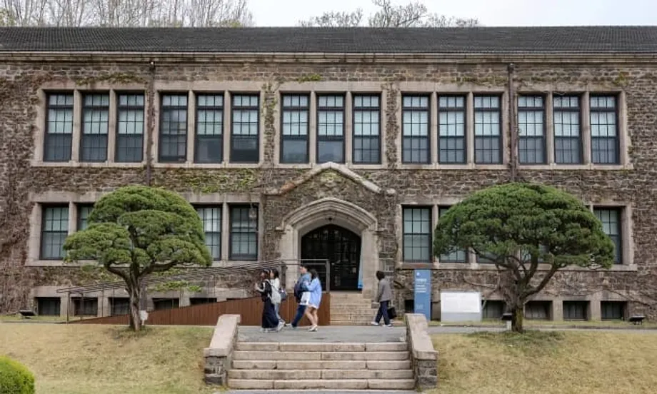 Vietnam Leads International Student Enrollment in South Korea