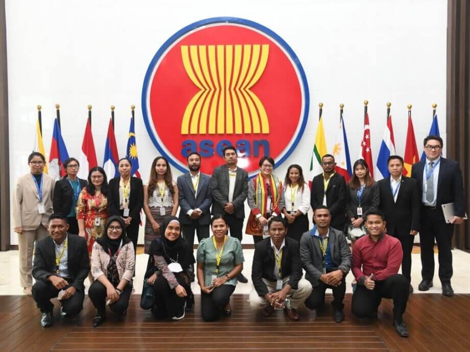 Interning Officials from Timor-Leste Visit ASEAN Secretariat - ASEAN ...