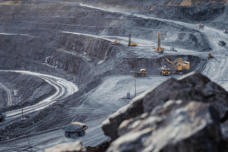 Rare Earth Metal Disruptions: Impacts to High-Tech Supply Chain
