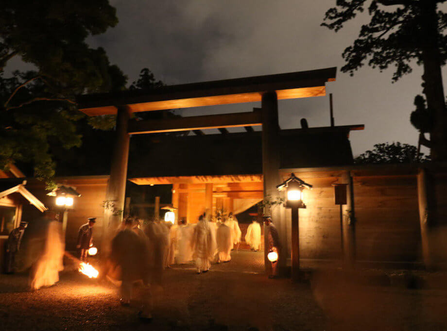 Ise Jingu Shrine, enshrines Amaterasu, the ancestral deity of Japan's ...